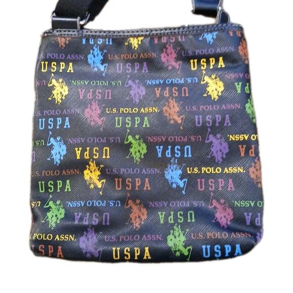 USPA US POLO ASSN Crossbody Adj Strap Handbag Black Pink Blue Zip Close Pockets - Picture 4 of 4